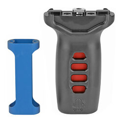 UTG SUPER-SLIM VRTCL FOREGRIP MLOK