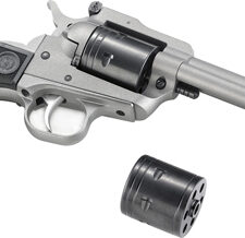 RUGER SUPER WRANGLER 5.5" FS - 22LR/22WMR SILVER CERAKOTE